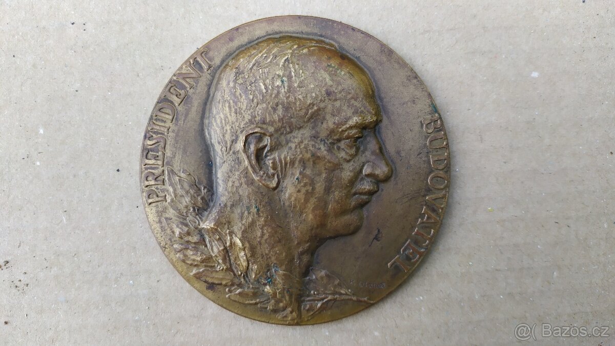 plaketa "Prezidenta budovatele" - 2