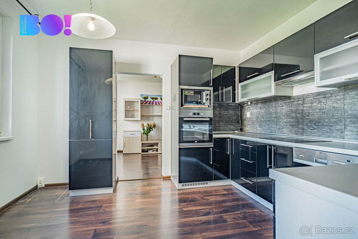 Prodej bytu 3+1, Zubří - 2