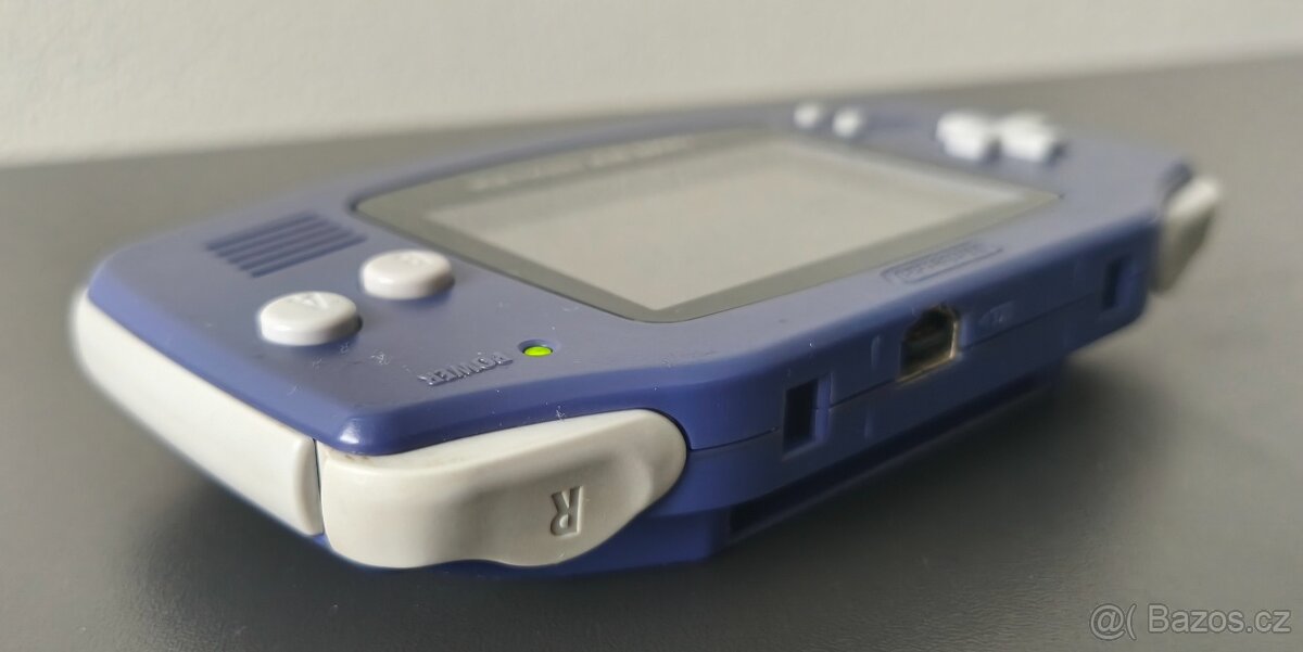 Nintendo Gameboy Advance s hrou - 2