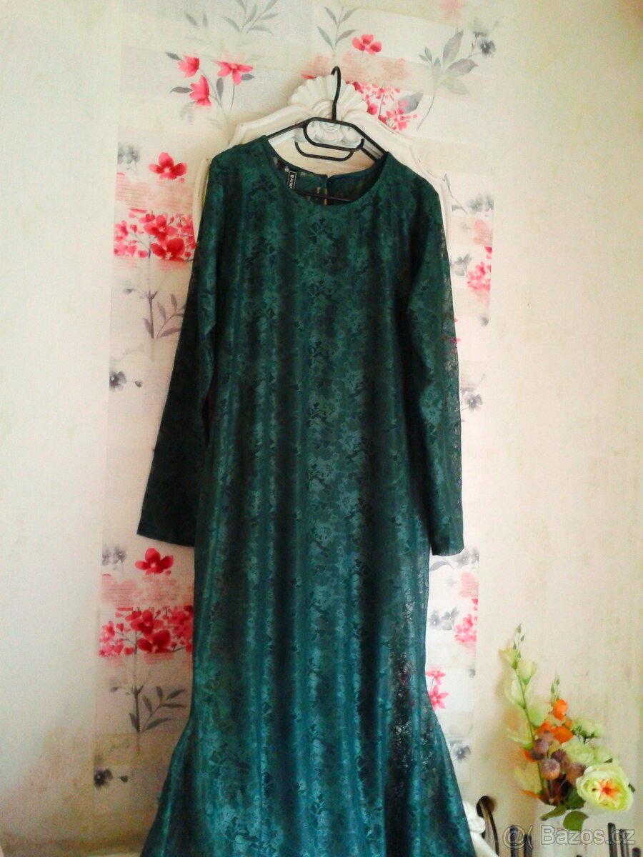 Příležitostní krajkové midi šaty 40/44 - 2