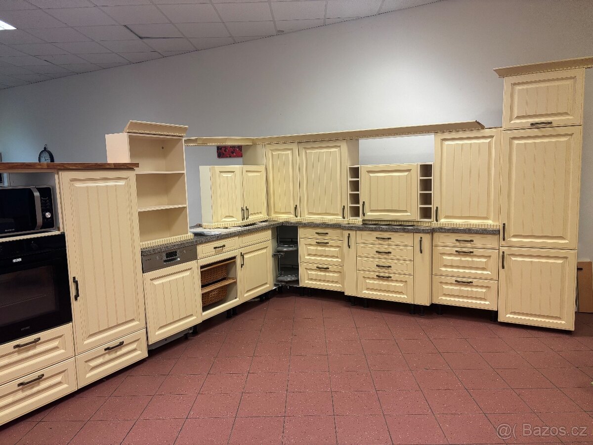 Prodám luxusní kuchyňskou linku Nobilia Castello Provance - 2