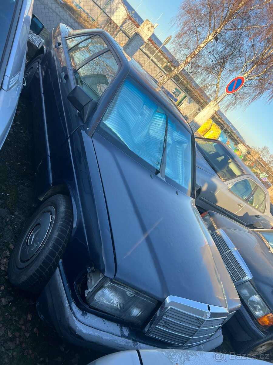 Mercedes Benz 190e 2.0 w201 - 2