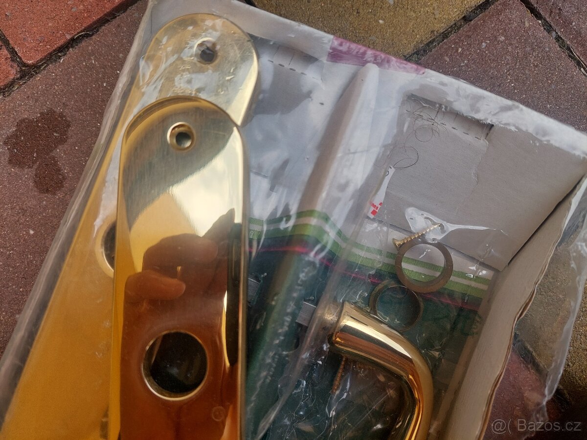 Kování na dveře - 2