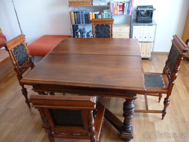 historický stůl ořech r.1880 - 2
