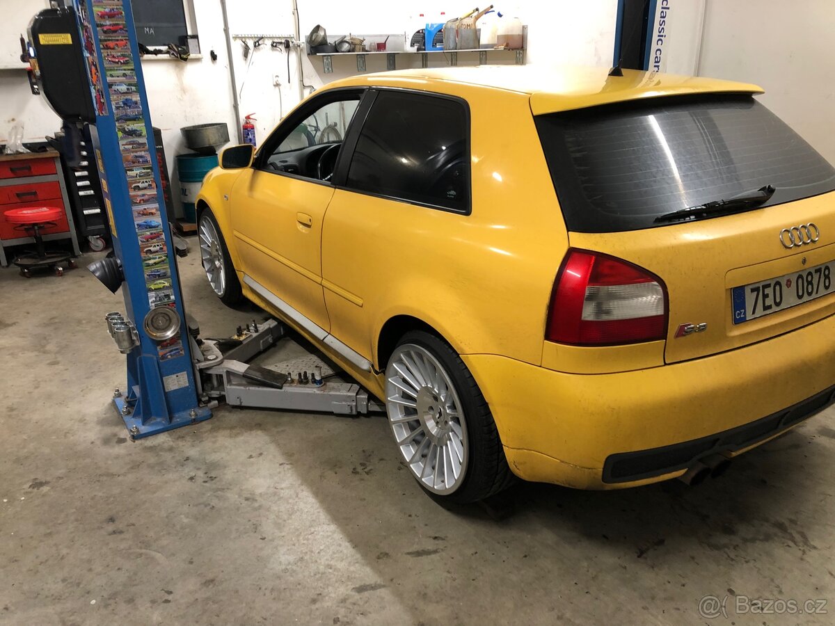 Audi S3 8L Imola Yellow - 2