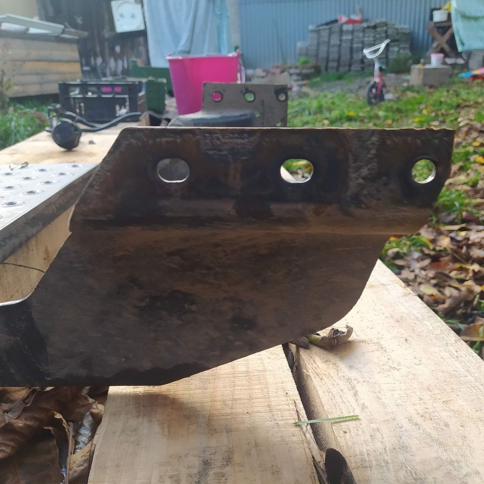 Zadní stupačka FORD Transit 2011 - 2