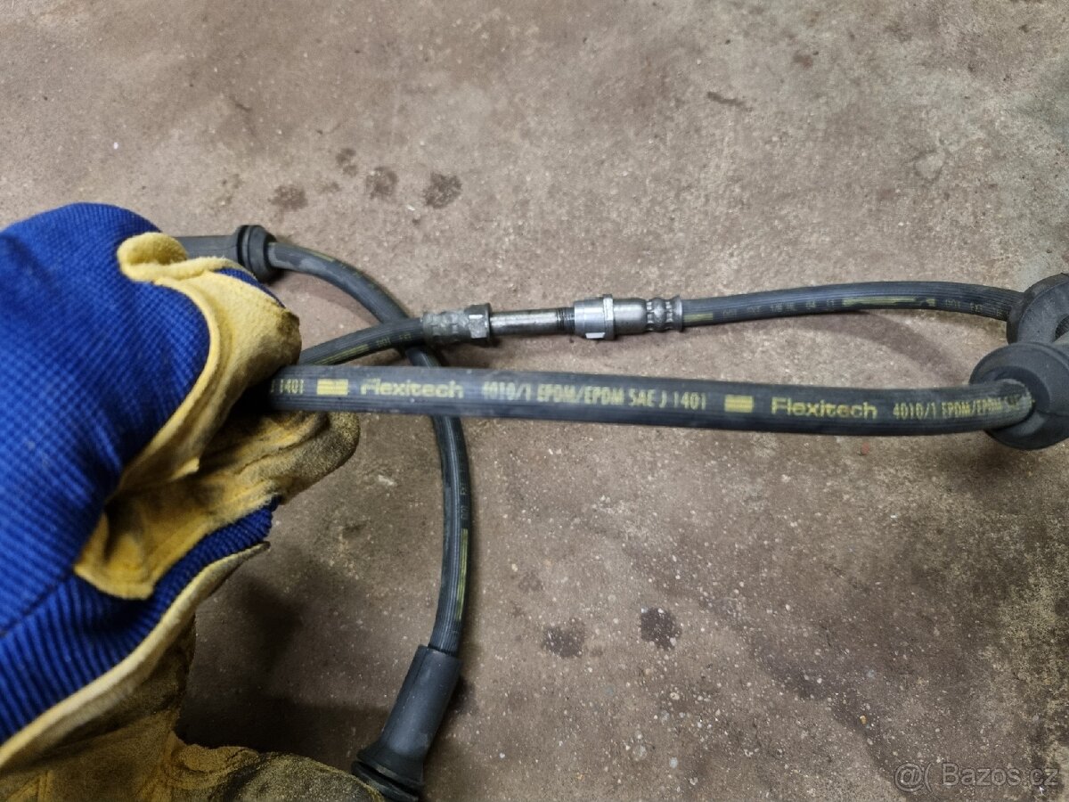 Brzdové hadice audi a6 - 2