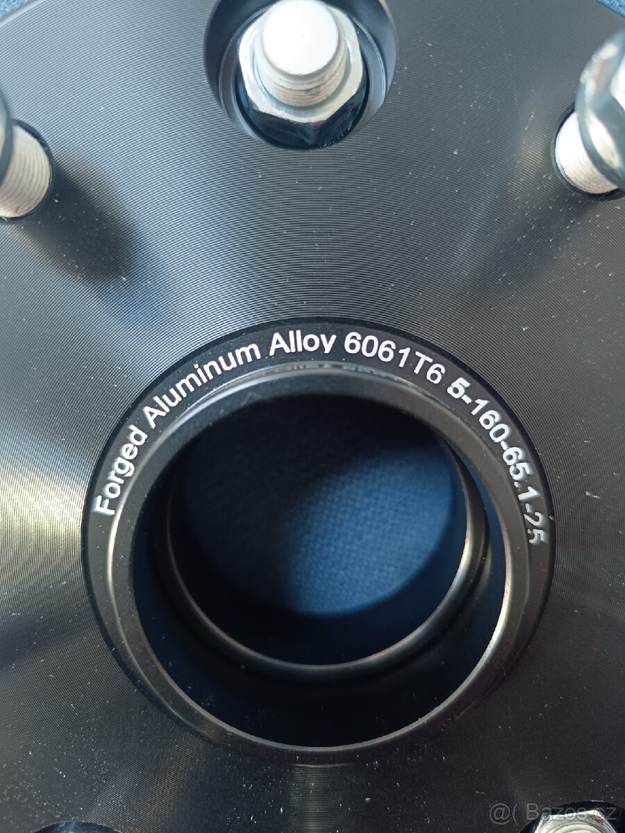 Rozšiřovací podložky pod kola Ford Transit - 2