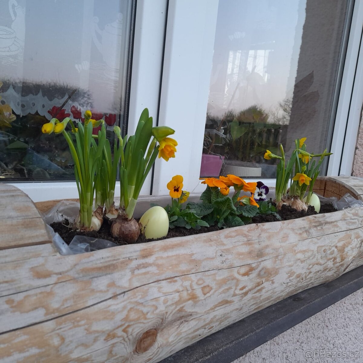 Dřevěný květináč - 2