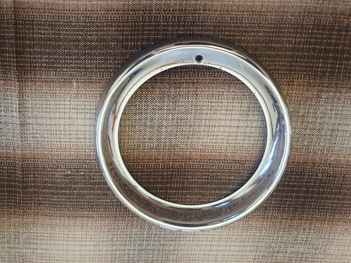 Škoda rámečky světel - 2