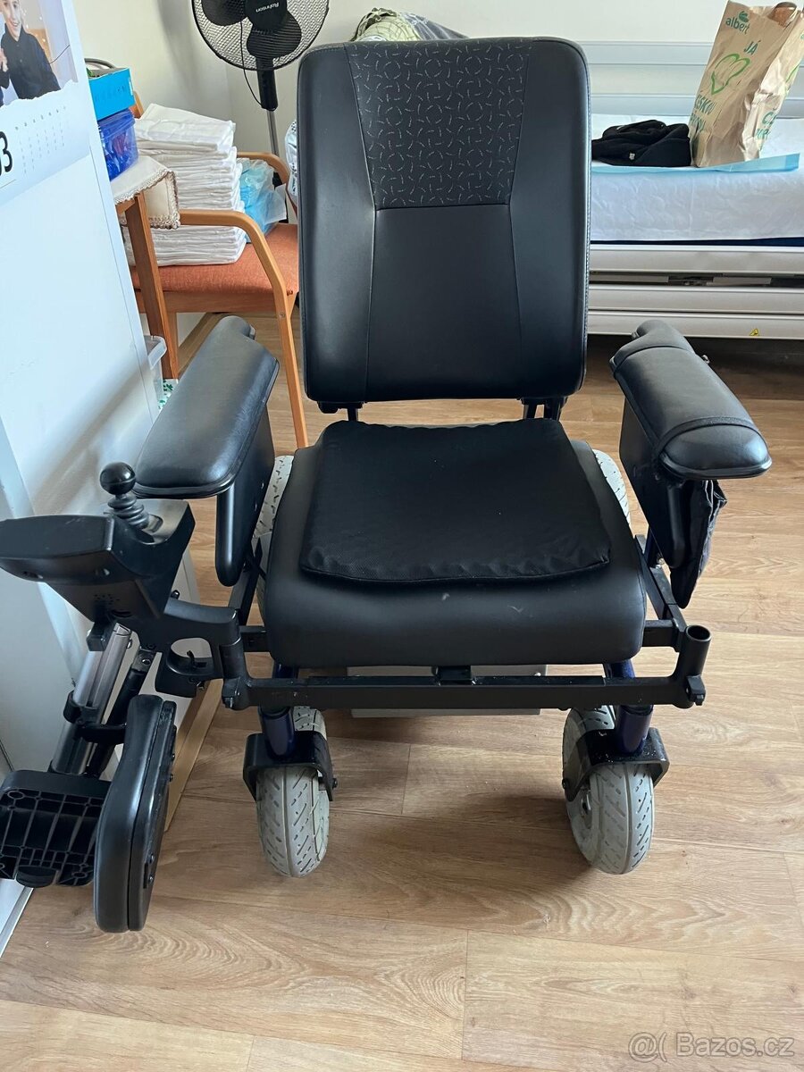 Elektrický invalidní vozík Puma 40 - 2