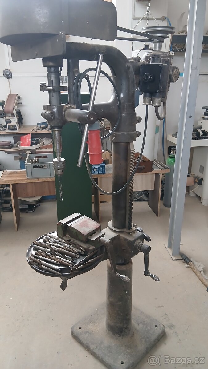Litinova sloupova vrtacka MK2 - 2