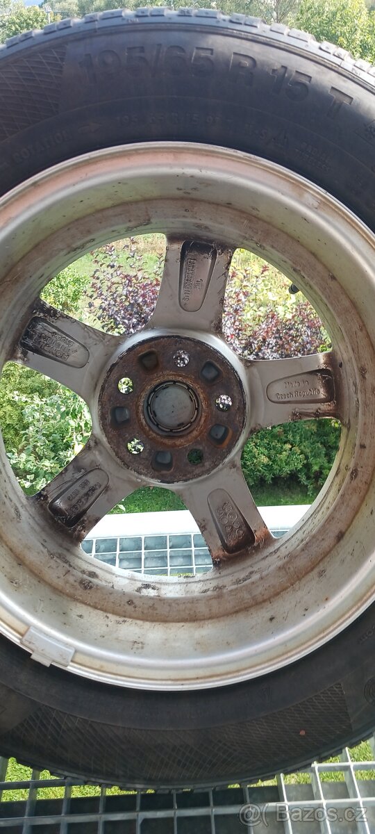 Disky +pláště 195/60 R15 4kusy - 2
