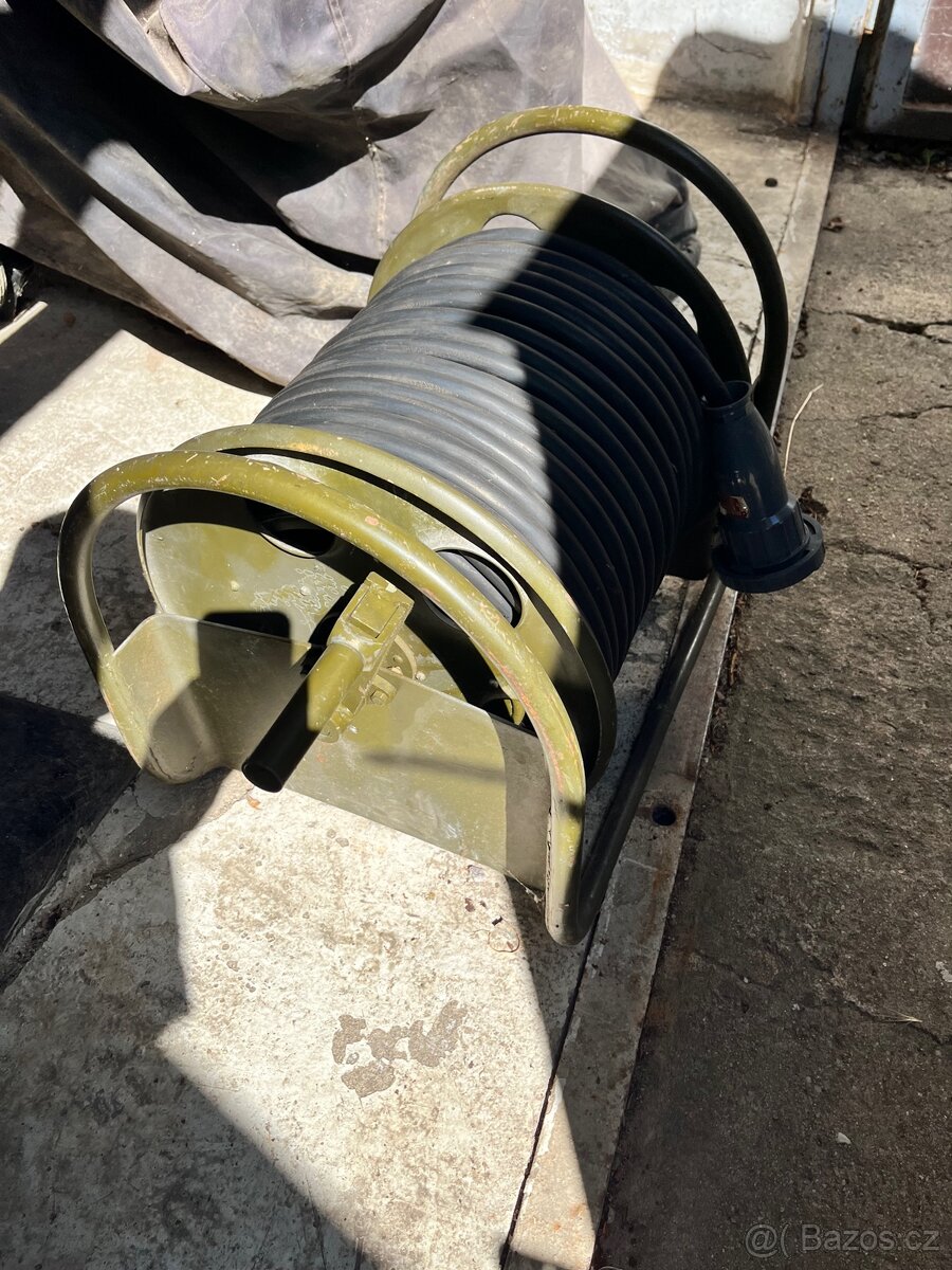 Buben s prodlužovacím kabelem 400V 30m - 2