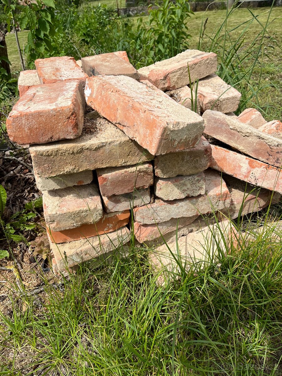 Staře cihly zdarma - 2