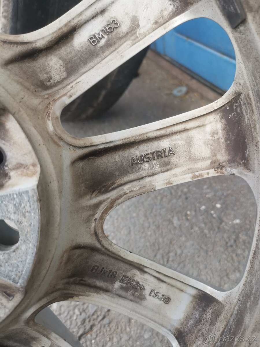 Kola bmw 225,45 r18 - 2