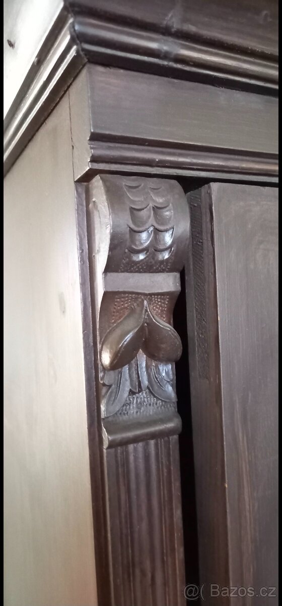 Starožitná Almara skříň - 2