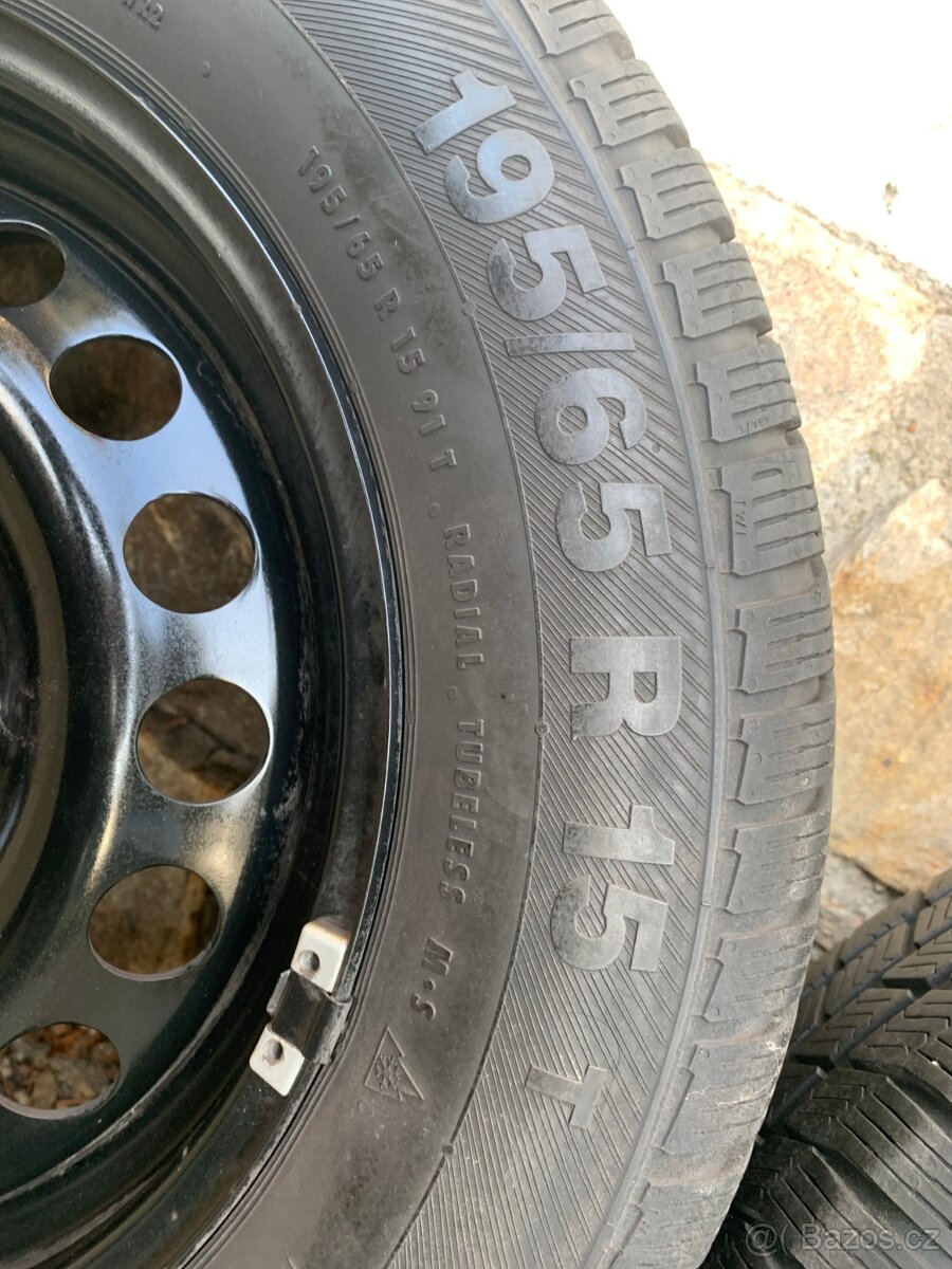 Zimní sada Barum 195/65 R15 disk 5x112 VW, Škoda, Audi - 2