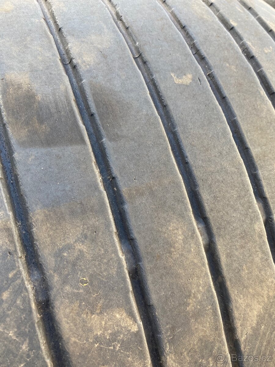 Nákladní pneumatiky 455/40 R22,5 - 2