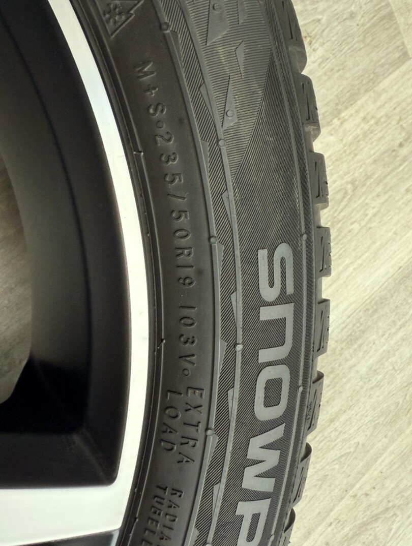 R19 ORIG.KOLA VOLVO XC40 V90CC 235/50/19 DOT25 REF - 2