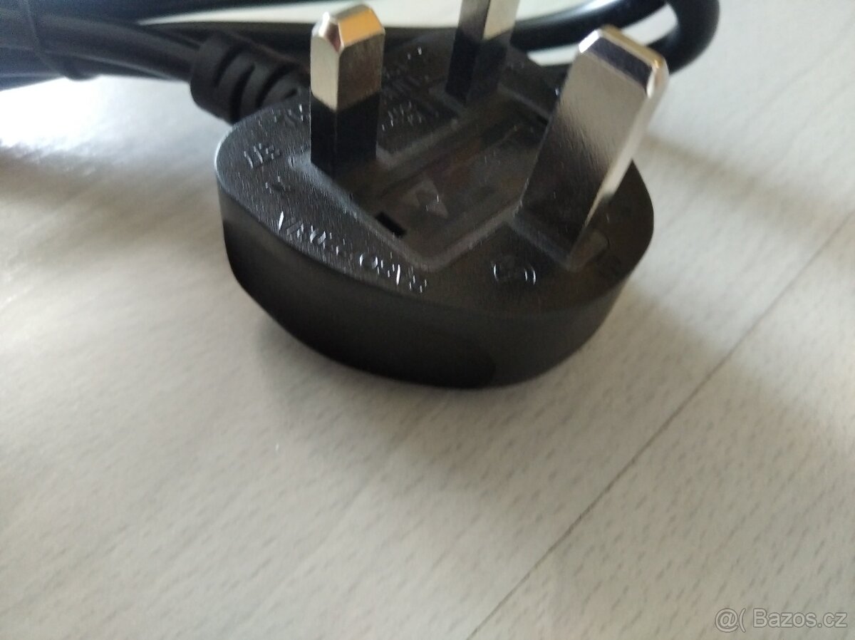 Elektrický kabel pro britské zásuvky - 2