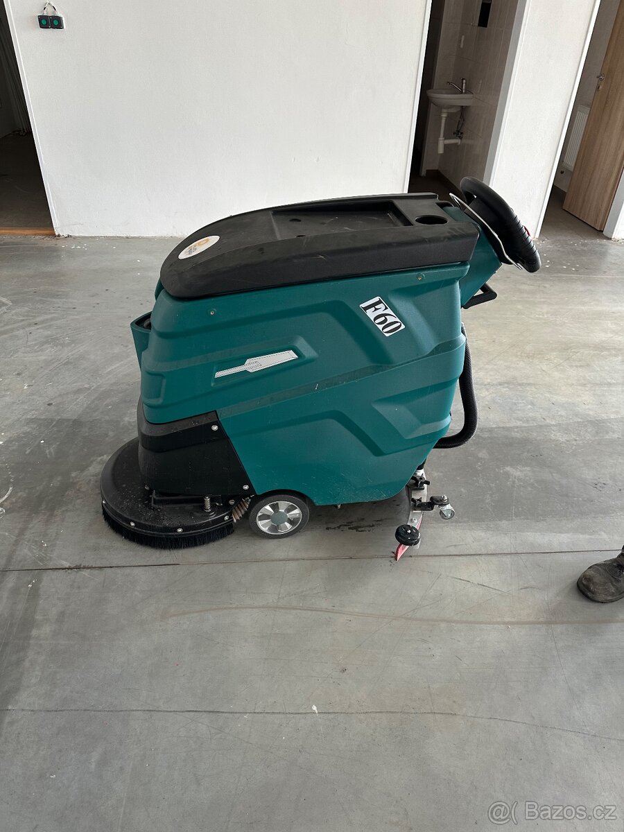 Prodám Nové čistící stroje - 2