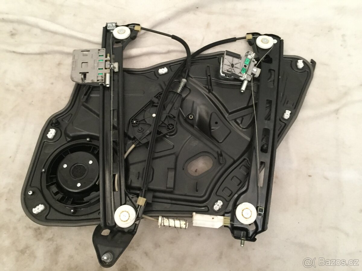 VW PASSAT CC 2008-2016 - LEVÁ ZADNÍ STAHOVAČKA OKNA - 2