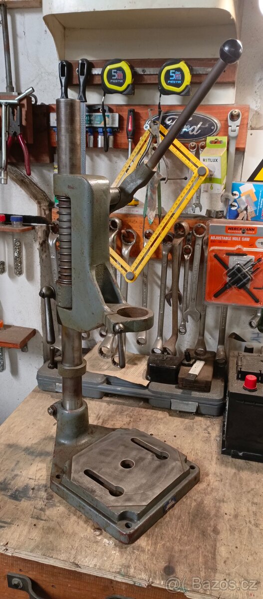 Stojan na vrtačku - 2