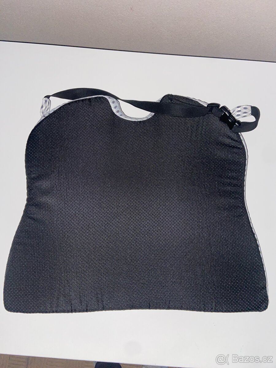 podsenák na židli - 2