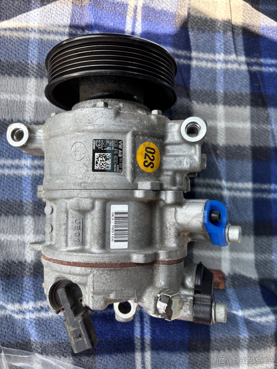 Kompresor klimatizace 5Q0816803D - 2
