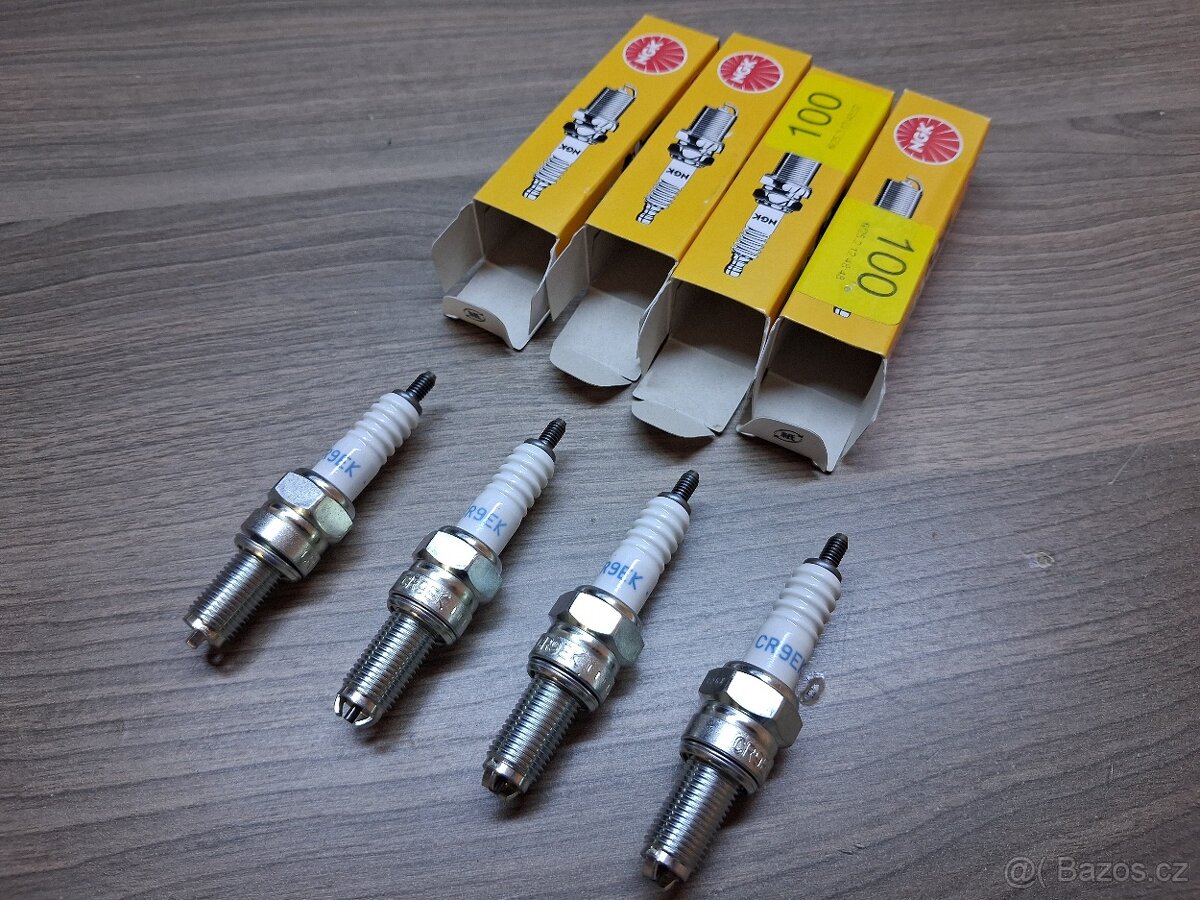 Svíčky NGK 4548 CR9EK - 2