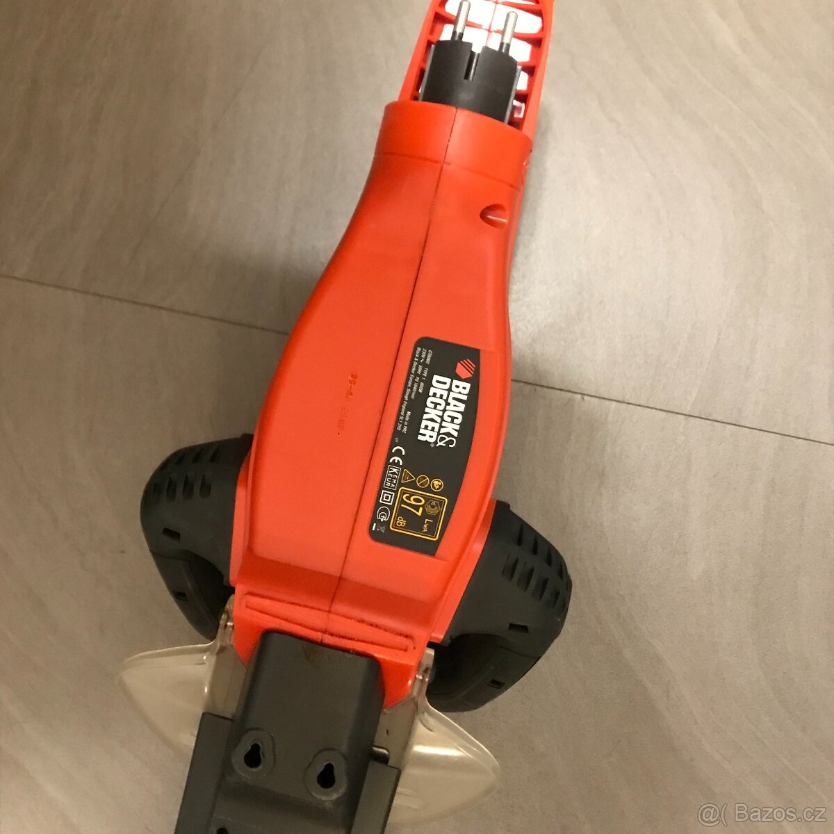 Nůžky na živý plot Black-Decker GT5050 - 2