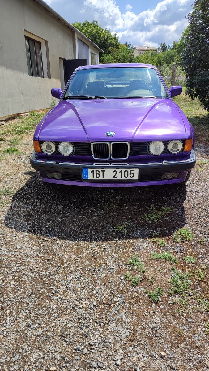 BMW e32 730i - 2