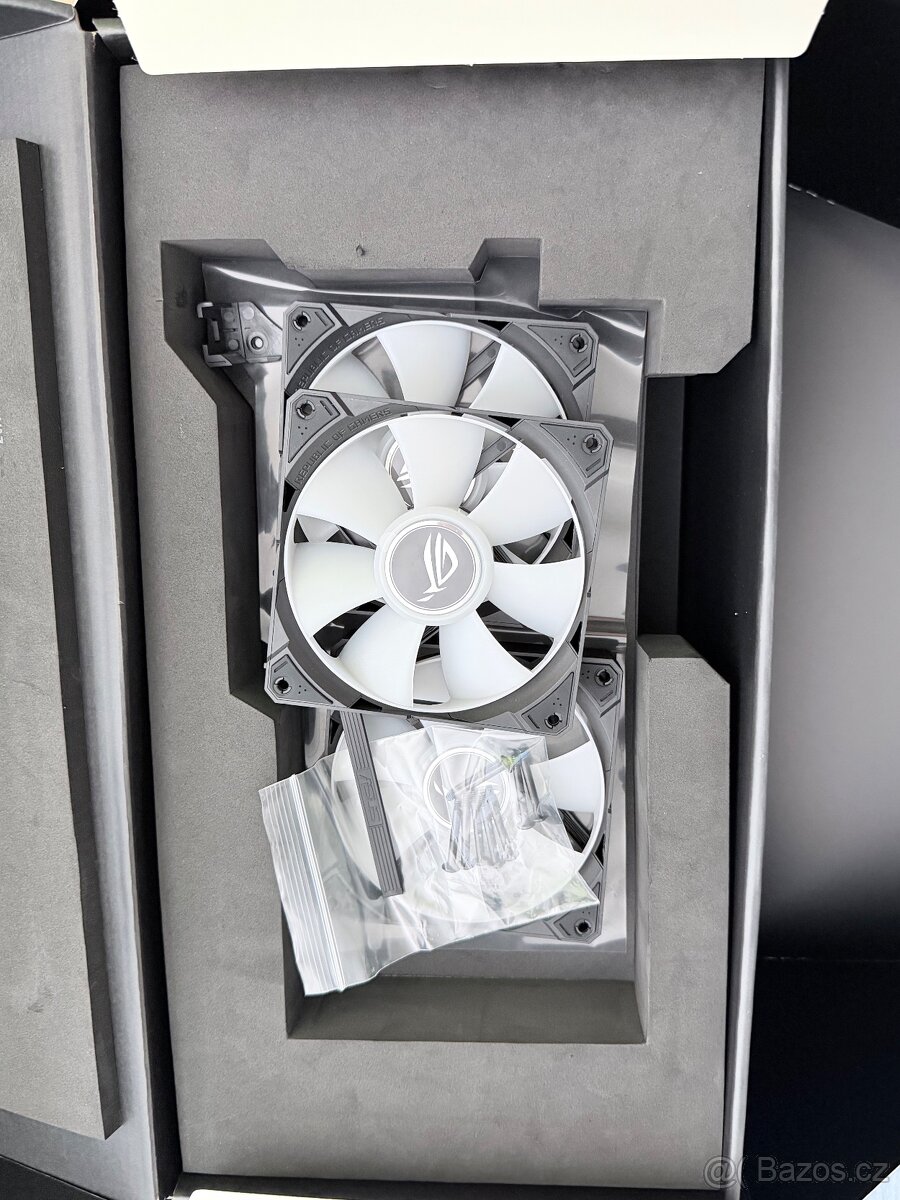 Krabice a ventilátory na Astral LC rtx 5090 - 2