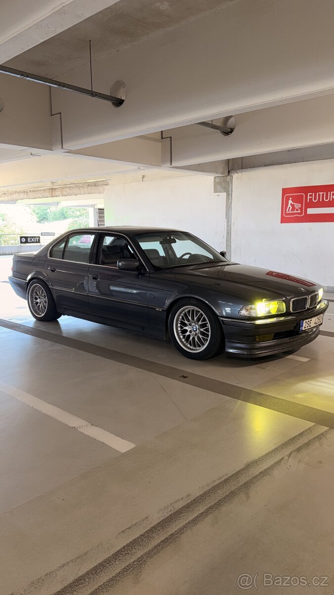 BMW E38 750i V12 322PS INDIVIDUAL - 2