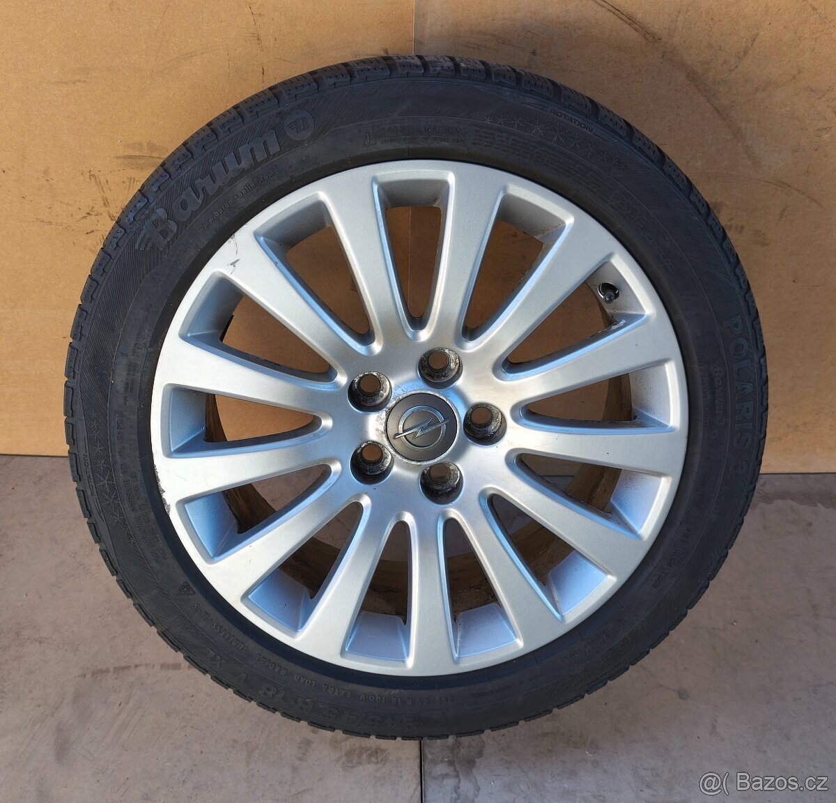Sada alu kol Opel - zimní pneu 245/45 R18 - 2