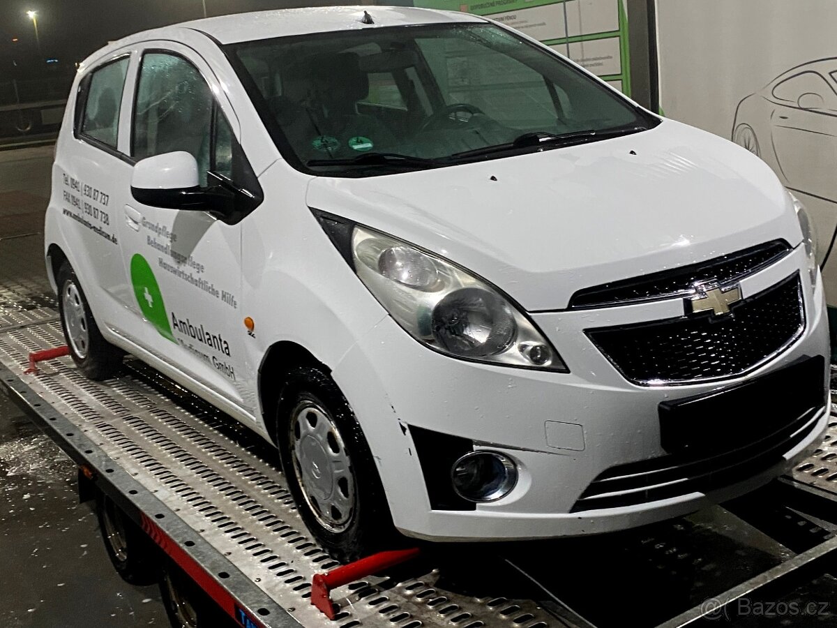 Chevrolet Spark 1.0L RV 2011 poškozaný - 2