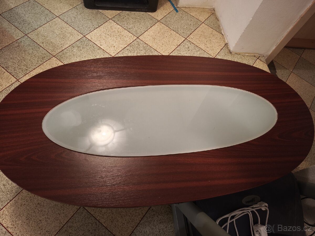 Konferencni stolek - 2