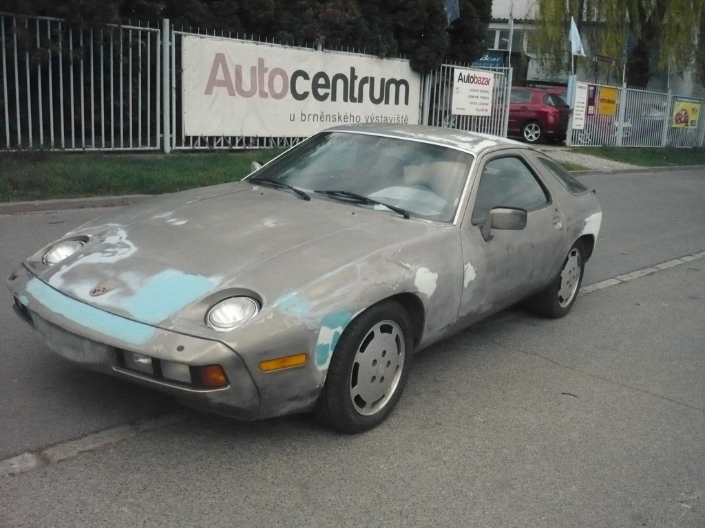 Porsche 928 manuál - 2