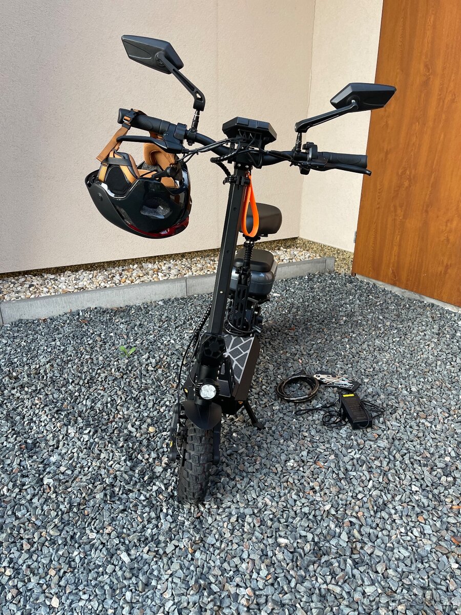 Elektrokoloběžka HECHT - 2