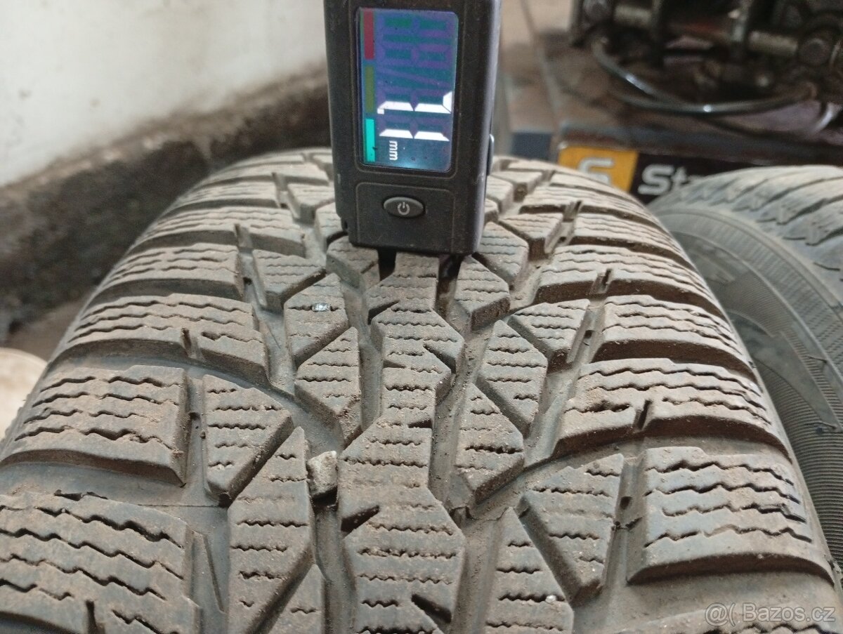 4ks 195/65 R15 Nokian zímní 6-7mm DOT 4721 - 2
