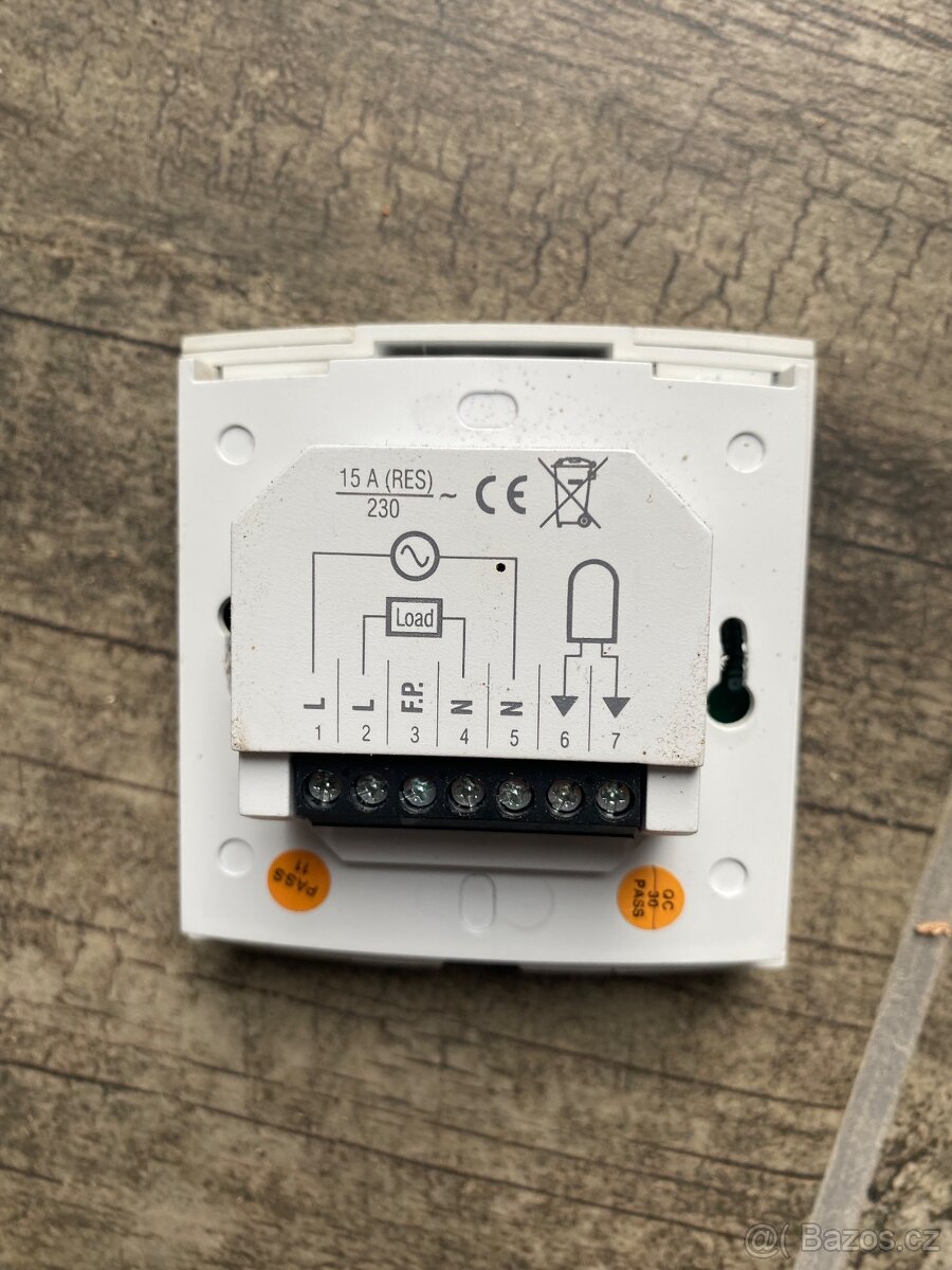 Termostat pro elektrické podlahové vytápění - 2