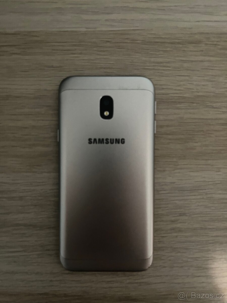 Samsung Galaxy J5 (2017) - 2