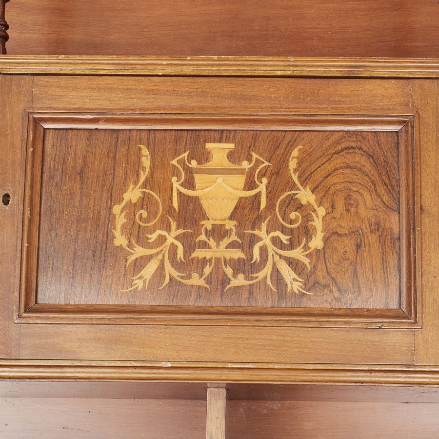 Police na stenu 1910 - AKCE - 2