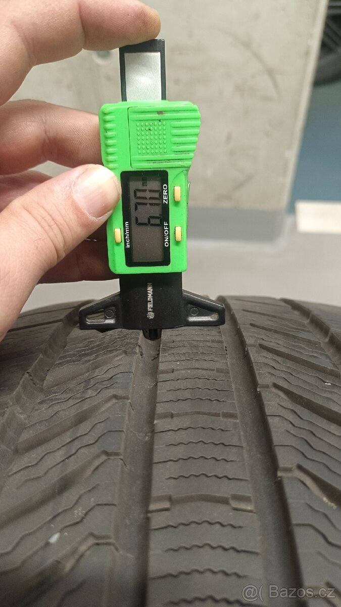 235/40/19 235 40 19 - 2