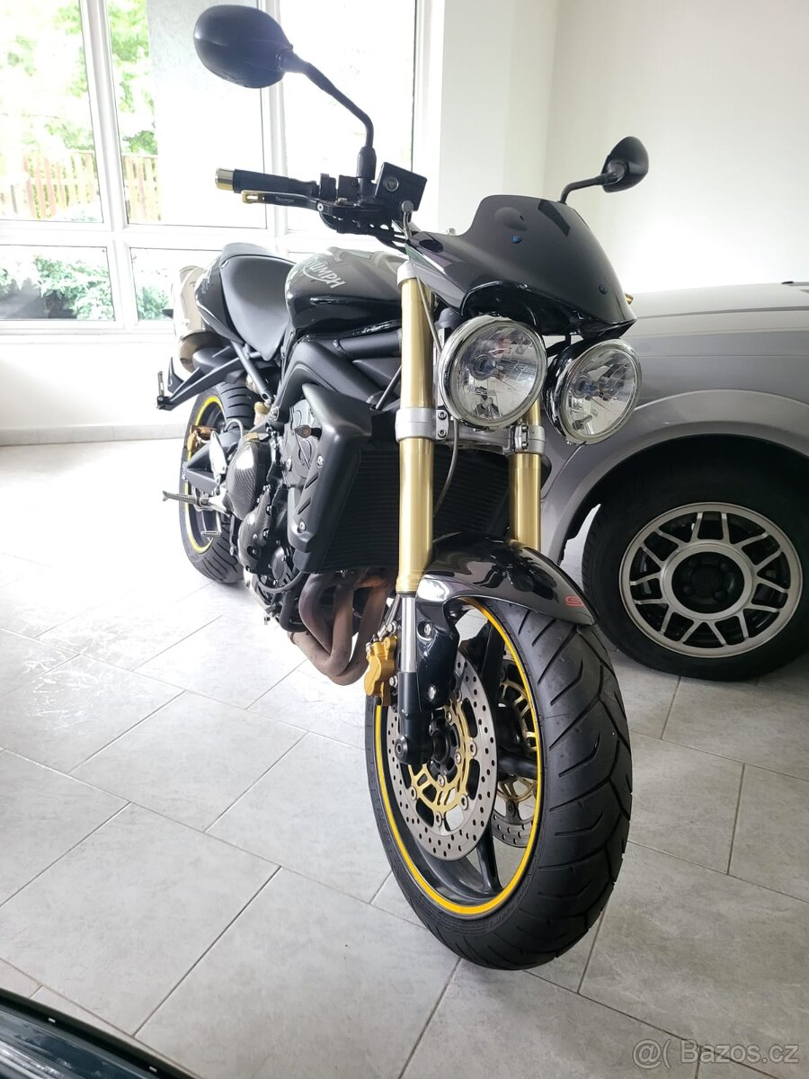 Triumph Street Triple 675 - 2