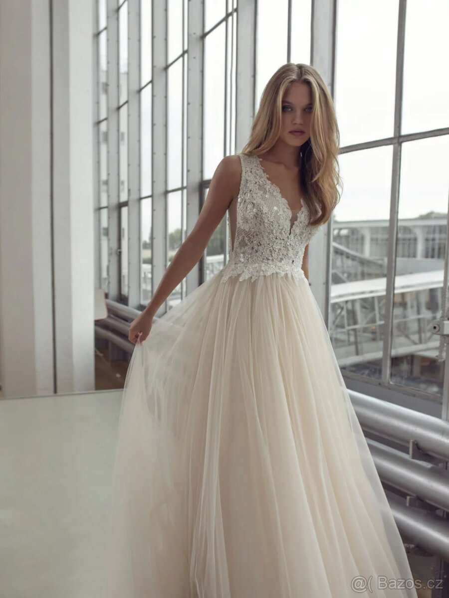 Něžné svatební šaty s krajkou – 1× nošené - 2