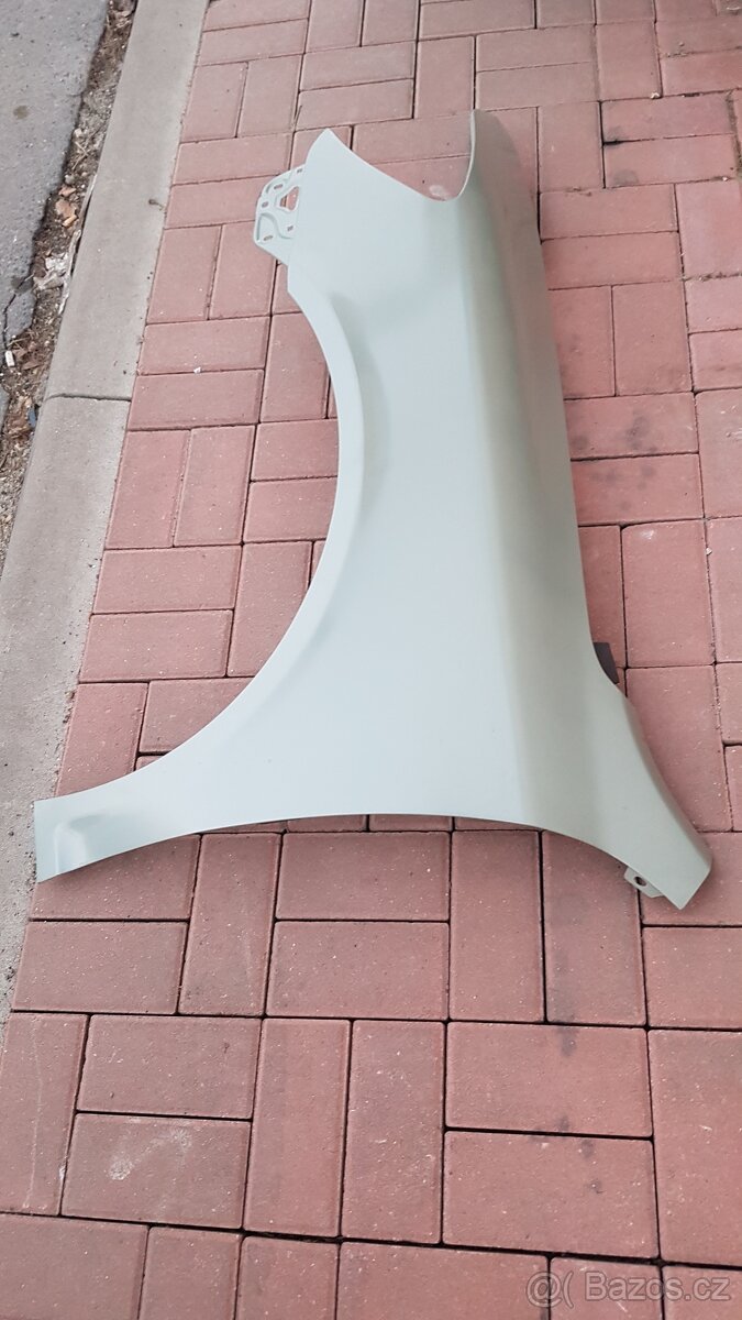 Škoda Octavia II FaceLift - Blatník LP - 2