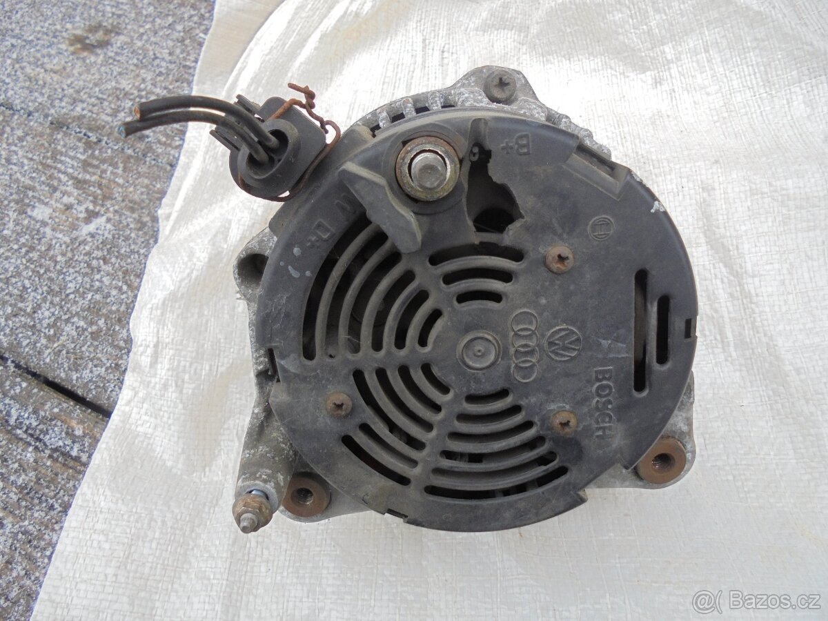 alternátor 90A na Octavia 1. benzín - 2
