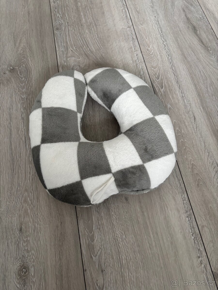 Cestovní polštář - 2